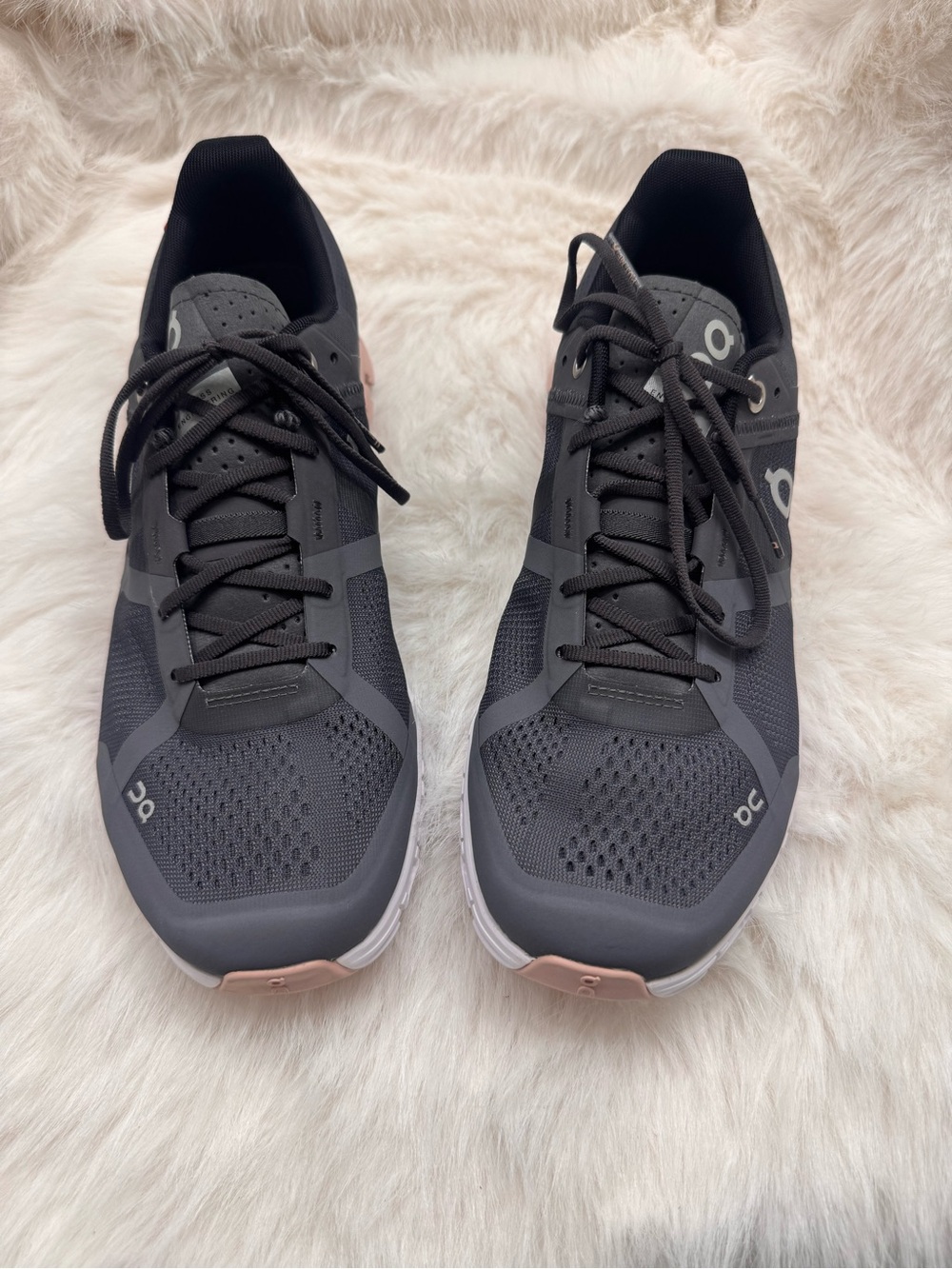On Running Womenโs Cloud Sneaker in Charcoal with Blush Accents